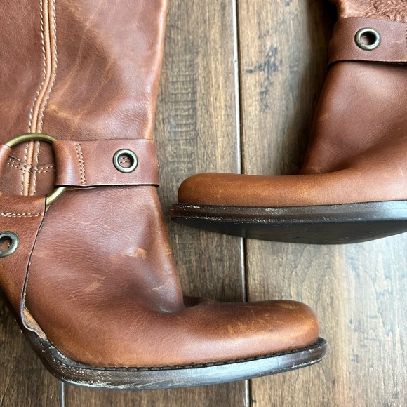 GORGEOUS ITALIAN MADE TAN HARNESS ENGINEER BOOTS - Picture 3 of 10